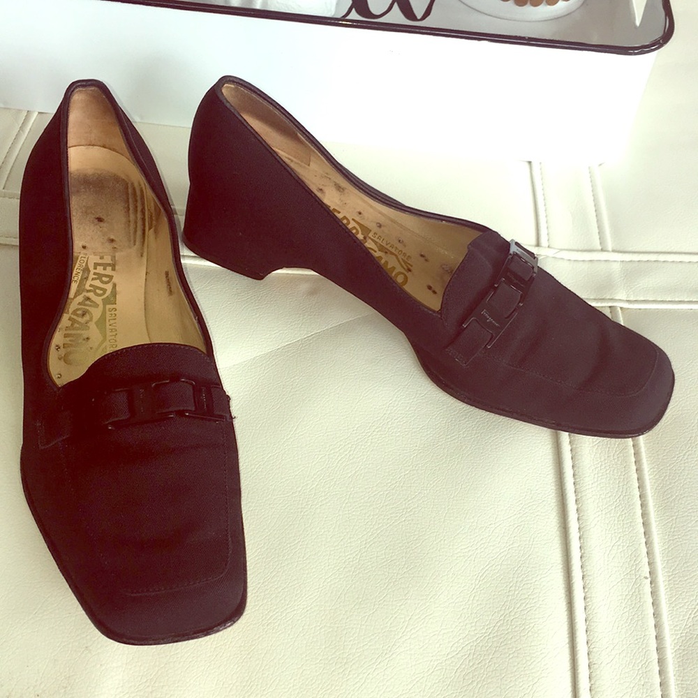 ferragamo black shoes